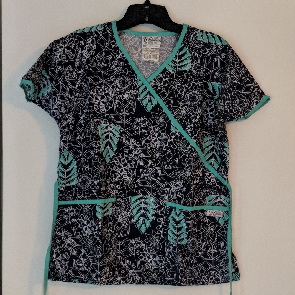 Navy Leaf Print Scrub Top
